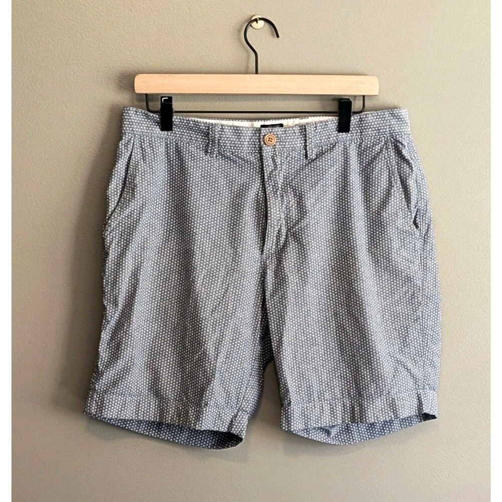 J Crew Mens 32 Gramercy Chino Shorts Blue Polka Dot 9" Inseam Flat Front Summer